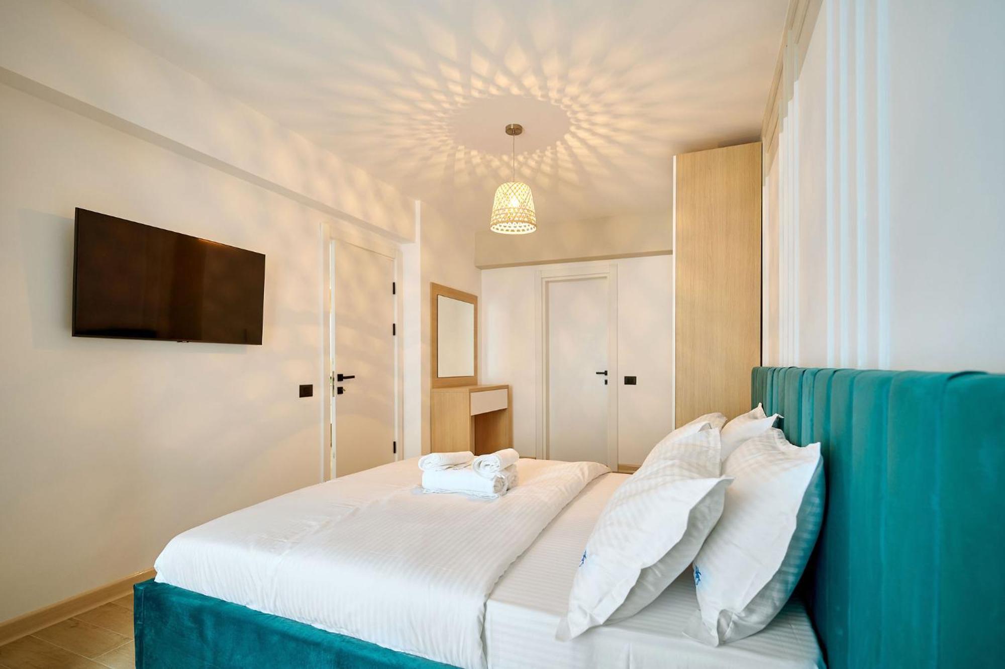Summer Residence Apartment In Infinity Beach Resort - Parking Mamaia Exterior photo