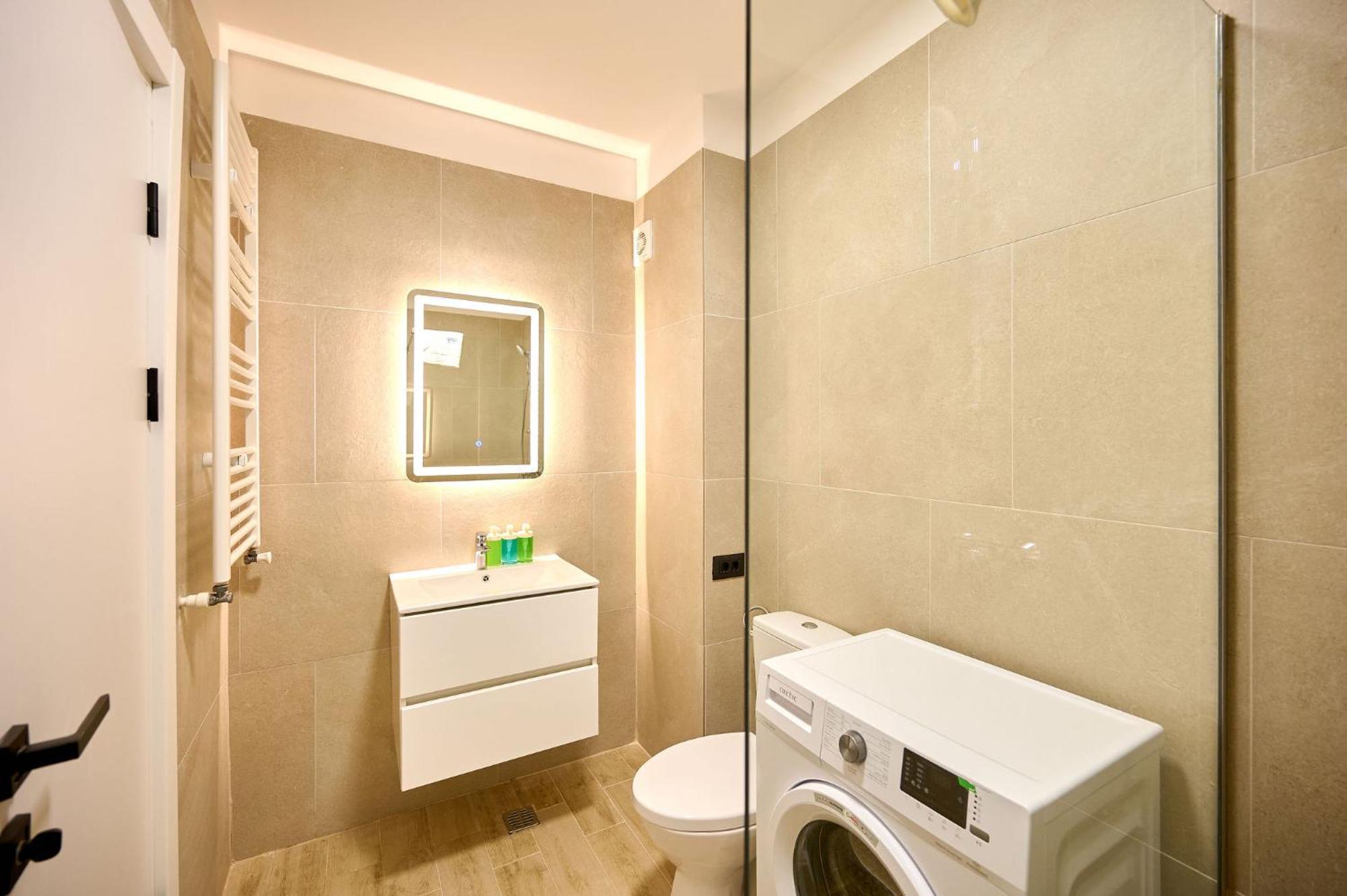 Summer Residence Apartment In Infinity Beach Resort - Parking Mamaia Exterior photo